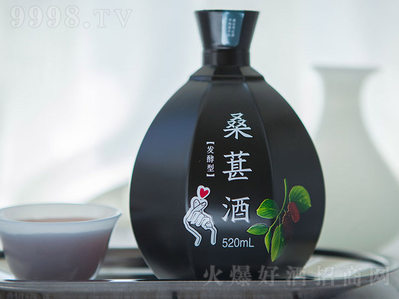 ���޽�l����ɣ�ؾơ�12�� 520ml��