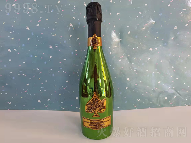 ��ɽ��ˮ���ݾ�-�G��3.8�� 750ml��
