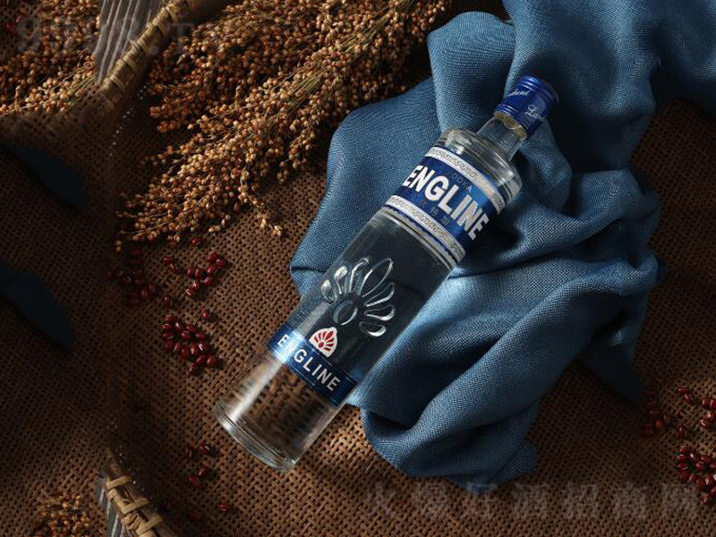 �f��Ӣ�������ؼ��Ҿơ�40��700ml��-�t��������Ϣ