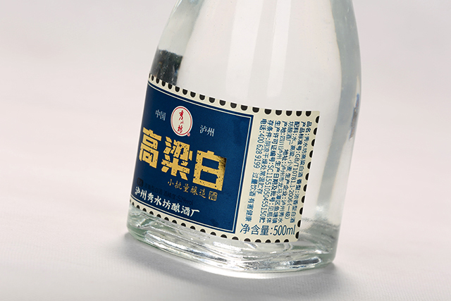 <P>�aƷ������ˮ�������׾ƽ�6�����Ͱ׾ơ�42��500ml��</P>